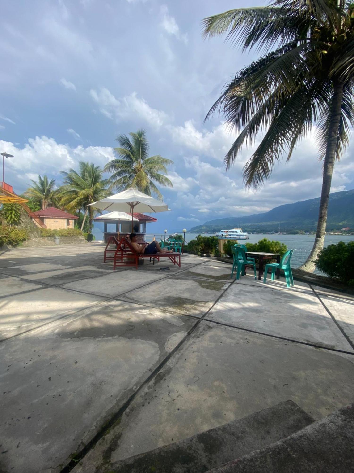 Vandu'S View Guest House & Restaurant Tuktuk Eksteriør billede