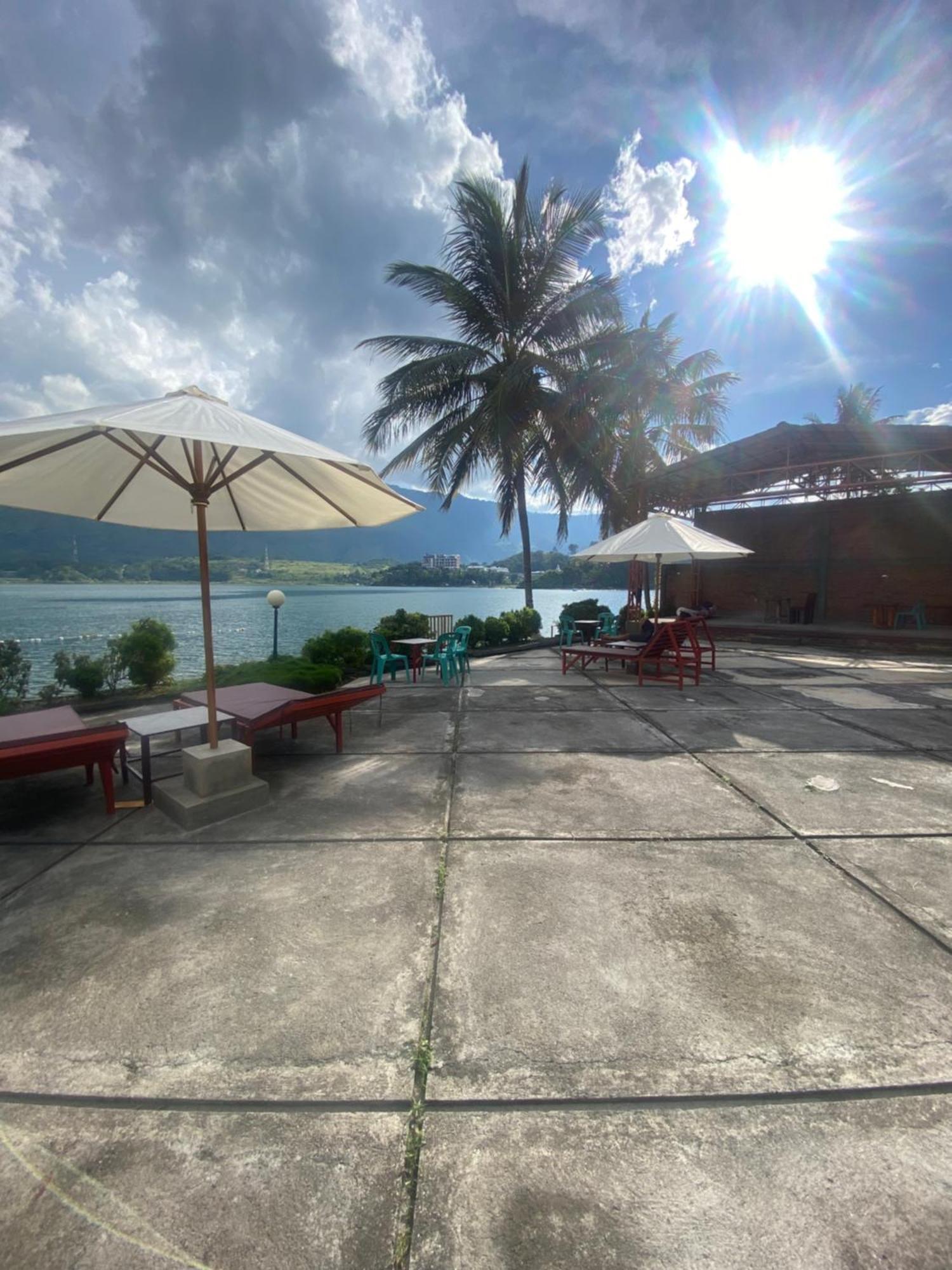 Vandu'S View Guest House & Restaurant Tuktuk Eksteriør billede