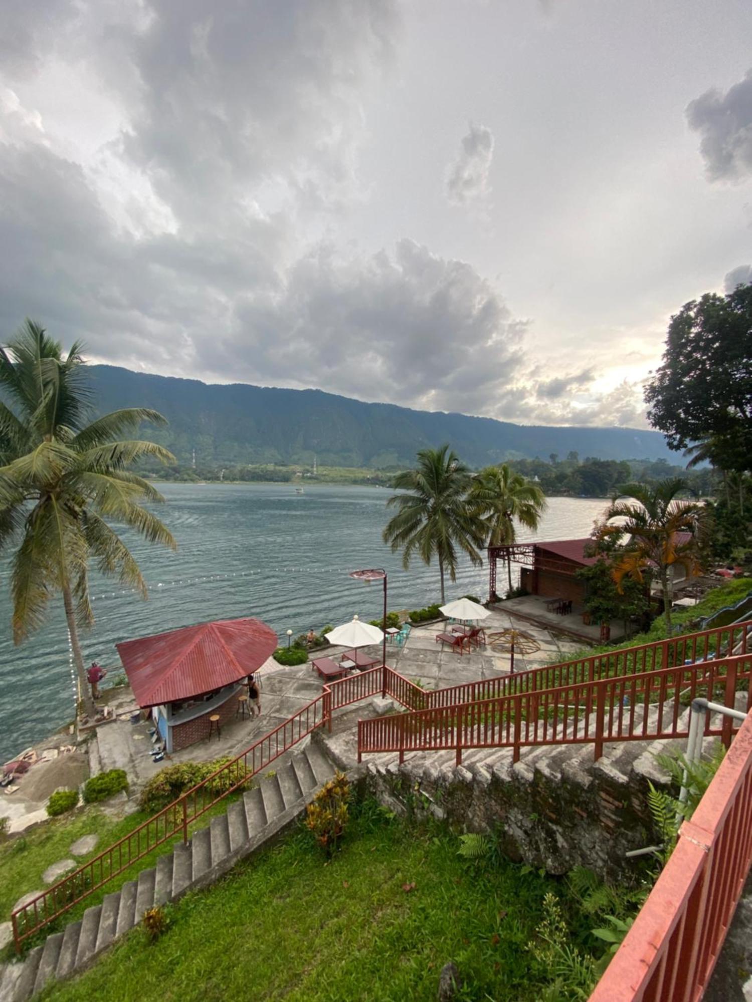 Vandu'S View Guest House & Restaurant Tuktuk Eksteriør billede
