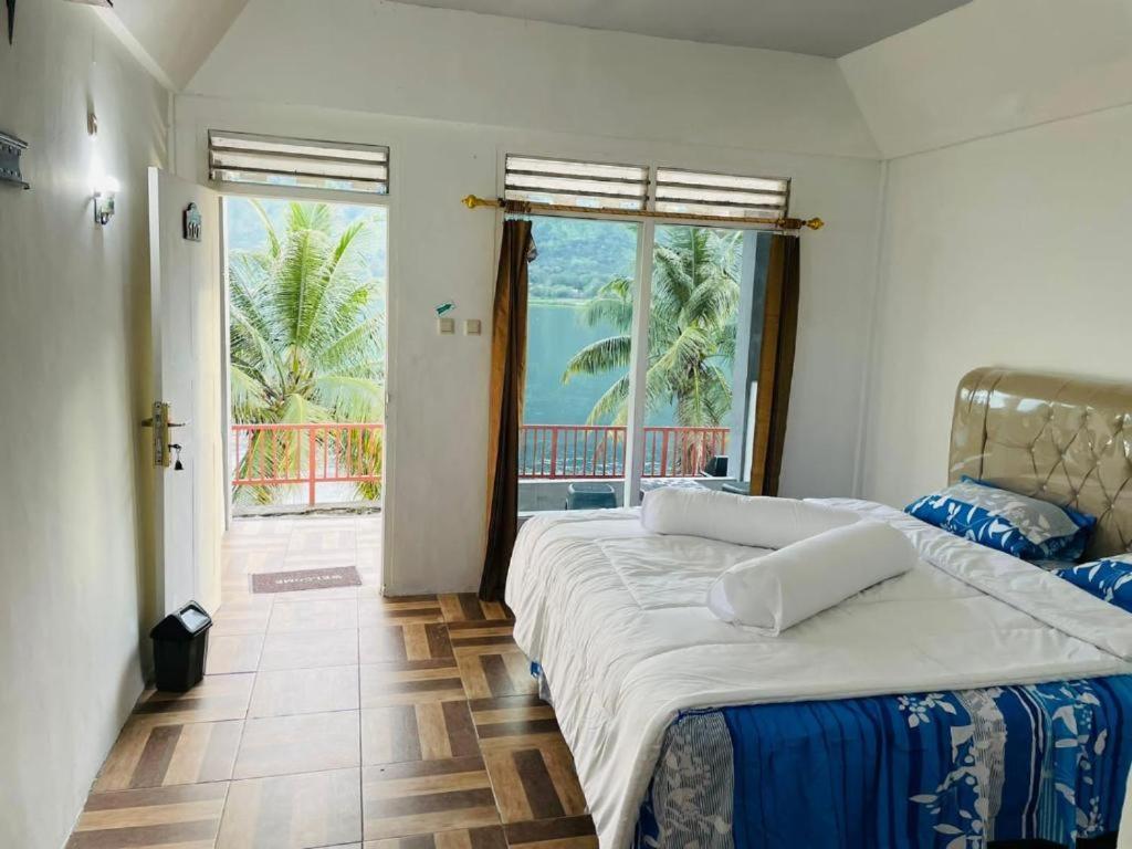 Vandu'S View Guest House & Restaurant Tuktuk Eksteriør billede